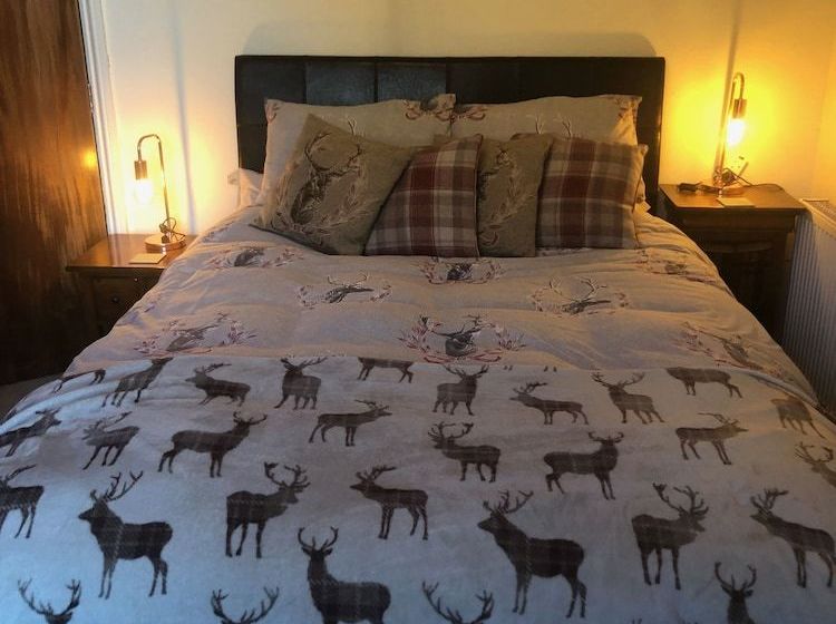 Отель Kenlis Arms