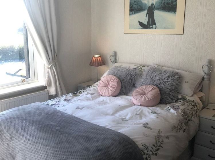 Отель Kenlis Arms