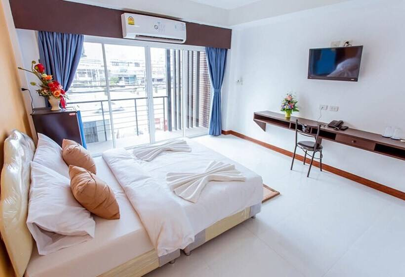 בית מלון כפרי Vatchara