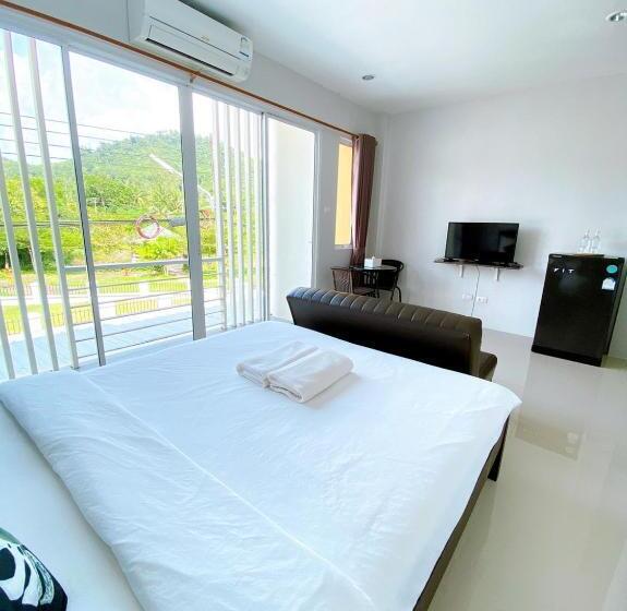 Khaolak Mind Home Hostel