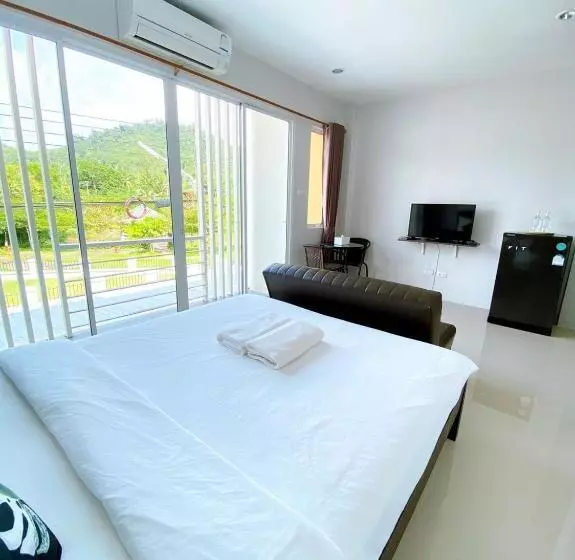 Khaolak Mind Home Hostel