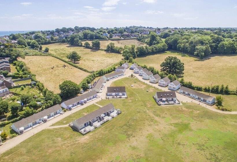 Seaview Holidays Salterns Village