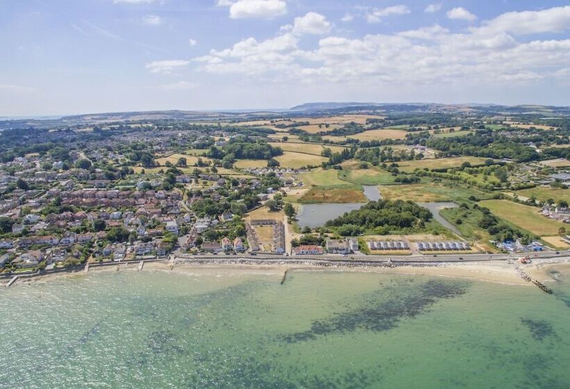 Seaview Holidays Salterns Village