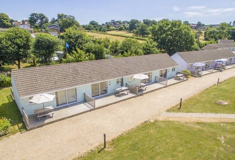 Seaview Holidays Salterns Village