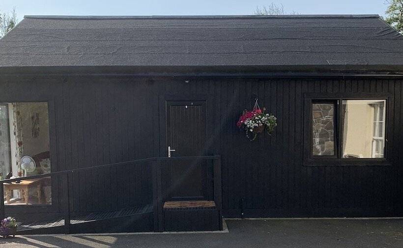 The Rocks Bed & Breakfast