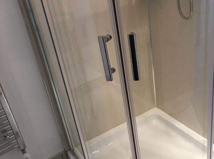 The Rocks Bed & Breakfast