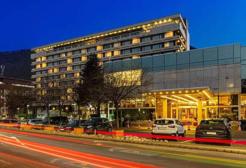 בית מלון כפרי Aro Palace