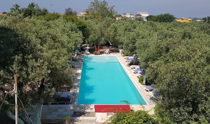 هاستل Oliva Pansiyon