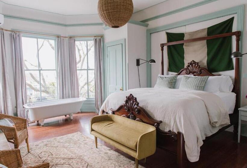 مبيت وإفطار Carr Mansion