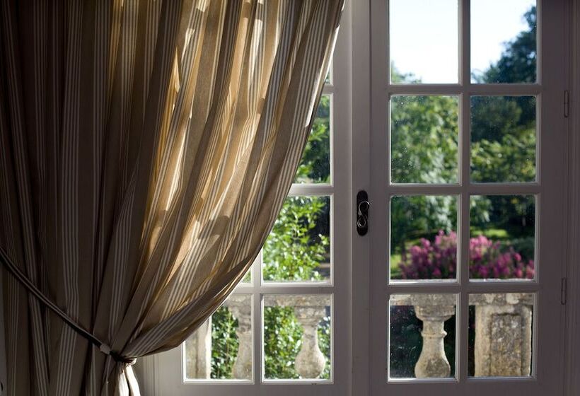 تختخواب و صبحانه Château Latour Segur Suites & Spa