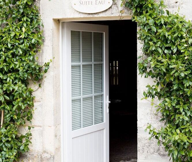 تختخواب و صبحانه Château Latour Segur Suites & Spa