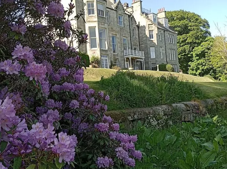 Bed and Breakfast Stravithie Castle