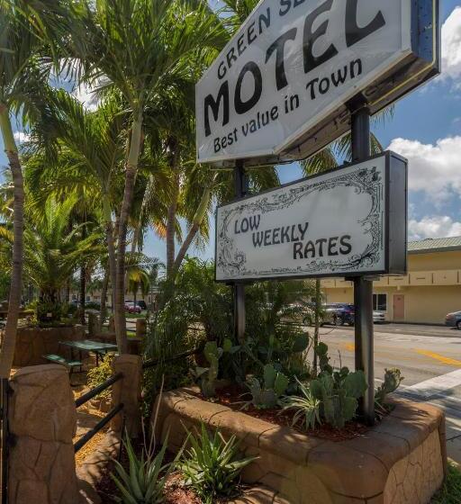Green Seas Motel