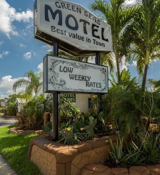 Green Seas Motel