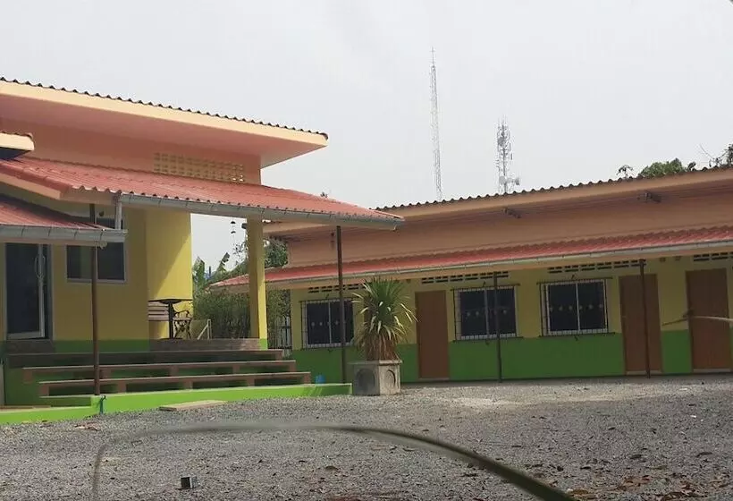 ホテル Bansabai Raiwan Resort