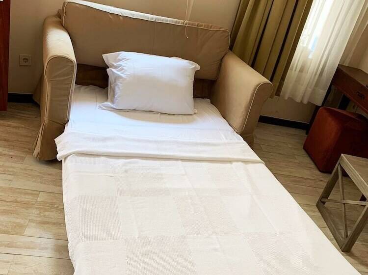 هتل Elaia Tenedos