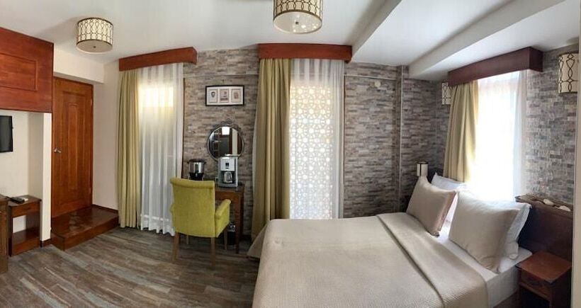 هتل Elaia Tenedos