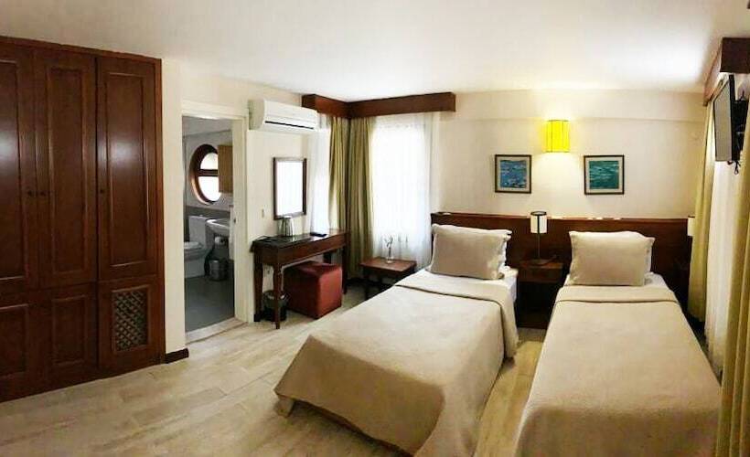 هتل Elaia Tenedos