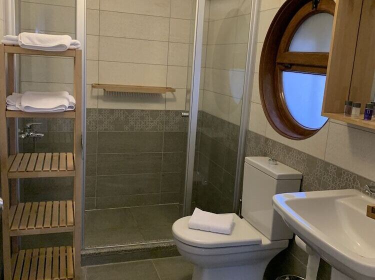 هتل Elaia Tenedos