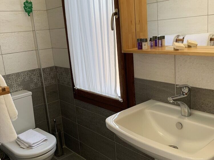 هتل Elaia Tenedos