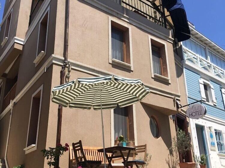 هتل Elaia Tenedos