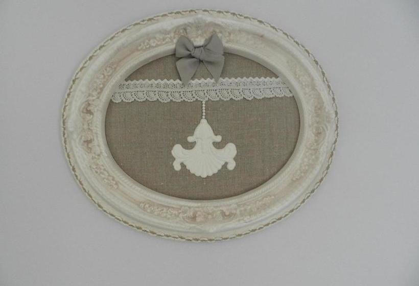 هتل L Un Des Sens