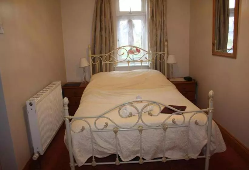 Majatalo Barons Court