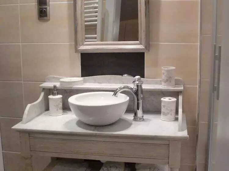 Majatalo Chambres D Hôtes Le Balcon Du Prince