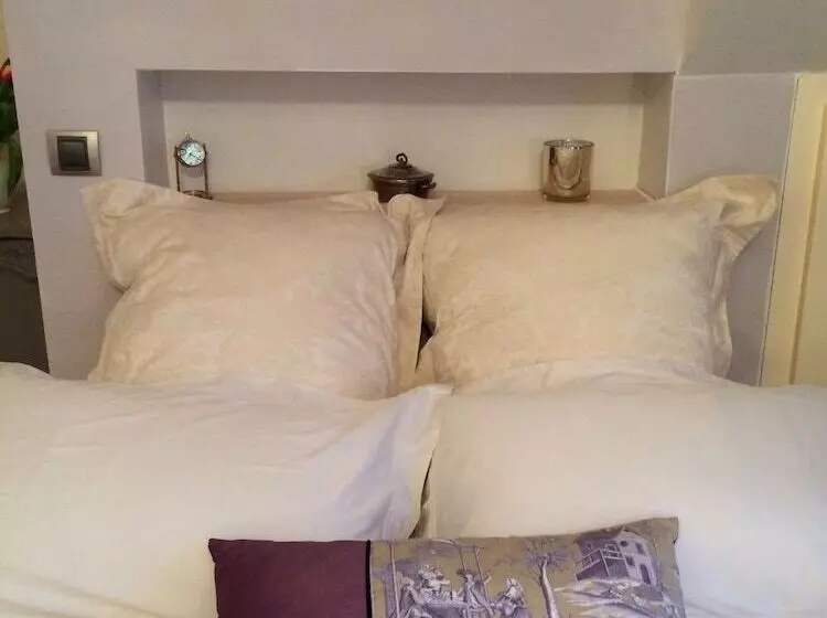 Majatalo Chambres D Hôtes Le Balcon Du Prince