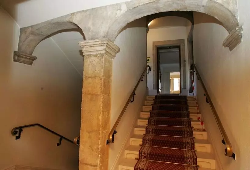 Majatalo Chambres D Hôtes Le Balcon Du Prince