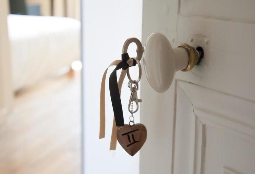 펜션 Maison M Troyes