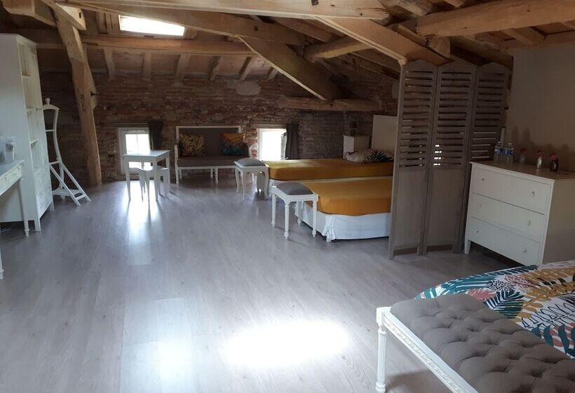 ペンション Le Jardin Des Cèdres