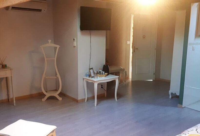 ペンション Le Jardin Des Cèdres