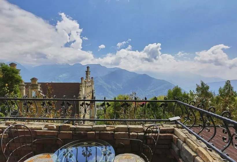 تختخواب و صبحانه Florence Resort Villa