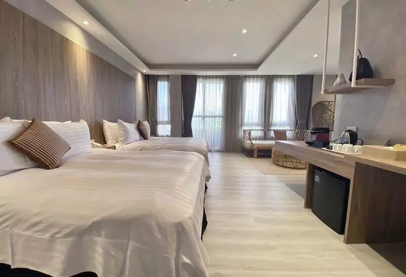 تختخواب و صبحانه Florence Resort Villa
