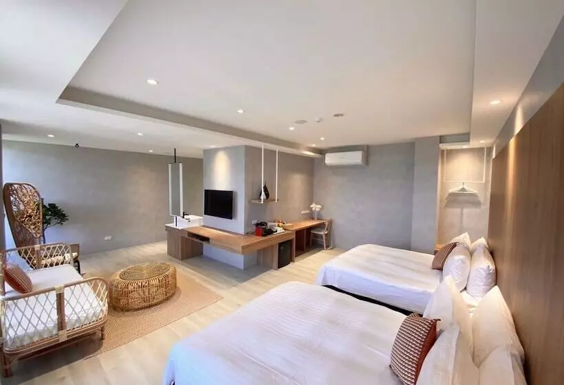 تختخواب و صبحانه Florence Resort Villa