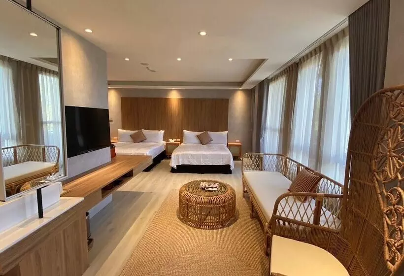 تختخواب و صبحانه Florence Resort Villa