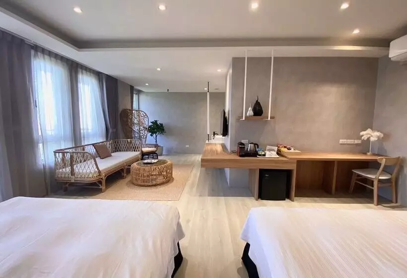 تختخواب و صبحانه Florence Resort Villa