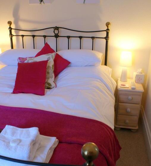 Bed and Breakfast Longmead House