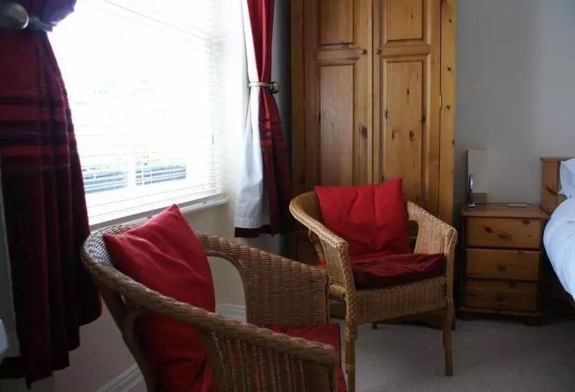 Bed and Breakfast Longmead House