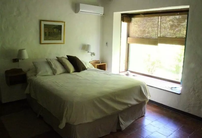 مسافرخانه Estancia La Paz