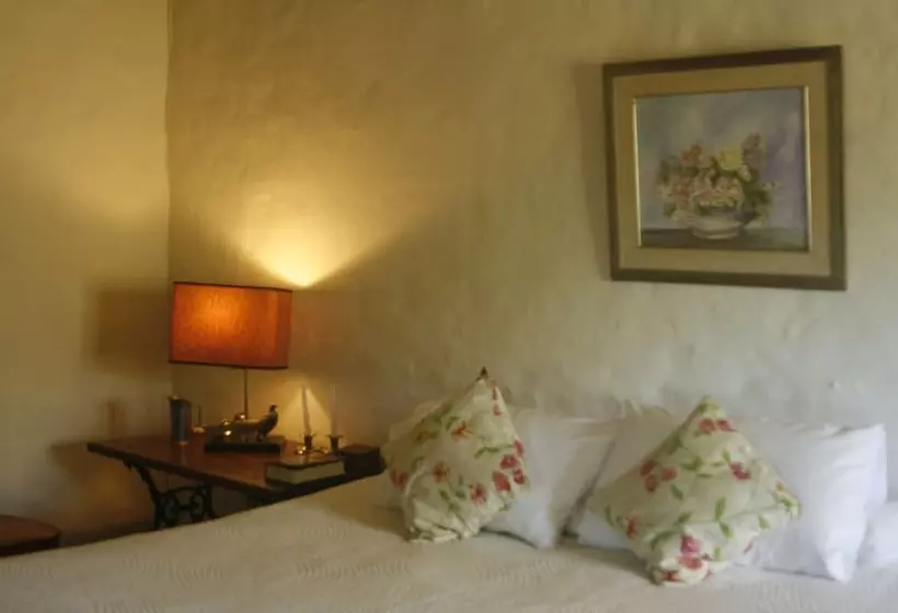 مسافرخانه Estancia La Paz