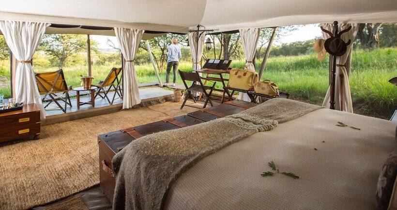 هتل Elewana Serengeti Pioneer Camp