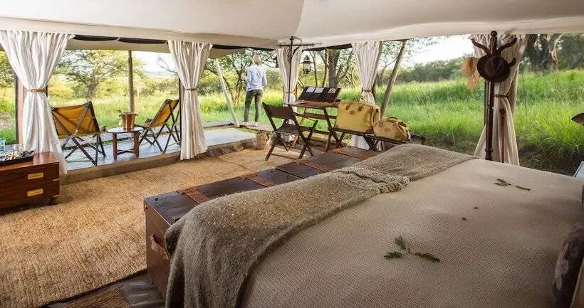 هتل Elewana Serengeti Pioneer Camp