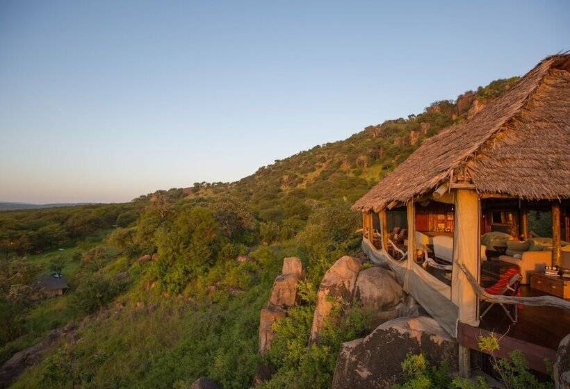 هتل Elewana Serengeti Pioneer Camp