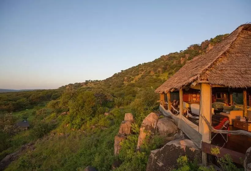 هتل Elewana Serengeti Pioneer Camp