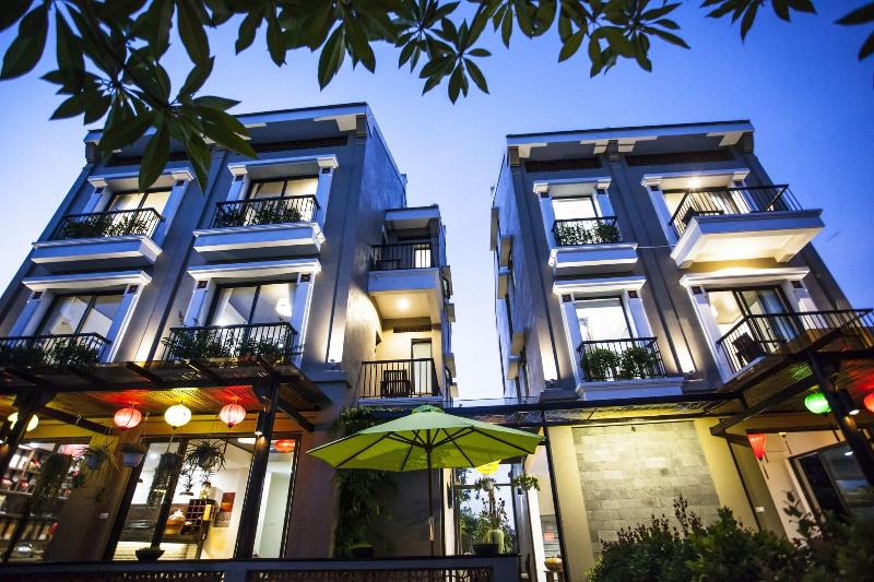 هتل Hoi An Grace River Villa