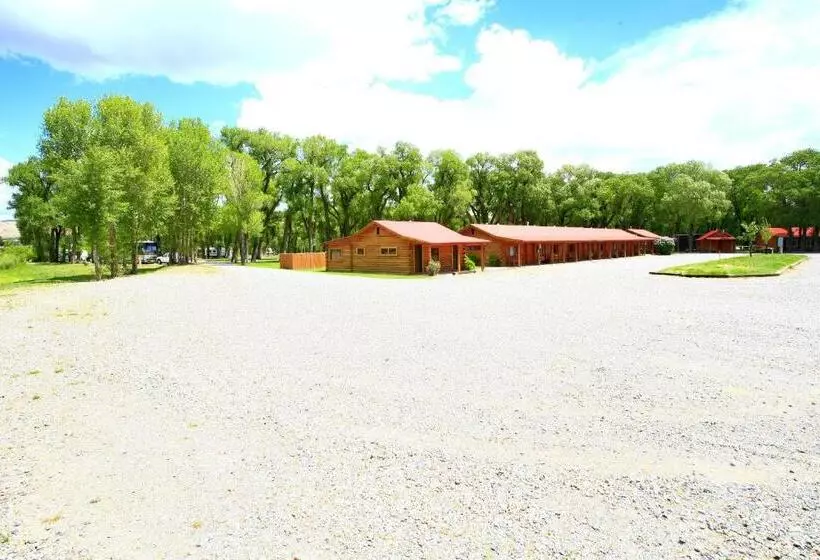 Hotelli The Longhorn Ranch Resort Lodge & Rv Park