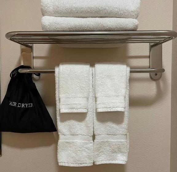 בית מלון כפרי The Longhorn Ranch Resort Lodge & Rv Park