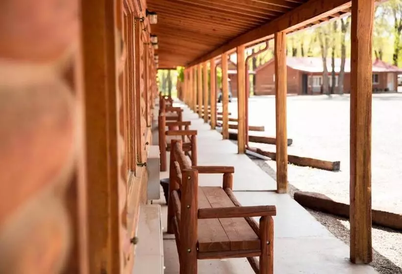 Hotelli The Longhorn Ranch Resort Lodge & Rv Park